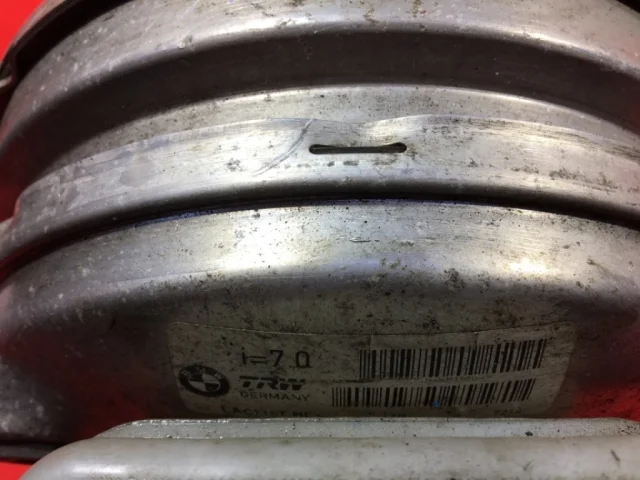 Вакуумный усилитель тормозов для BMW 5er Е60 2003-2010 на фотографиях