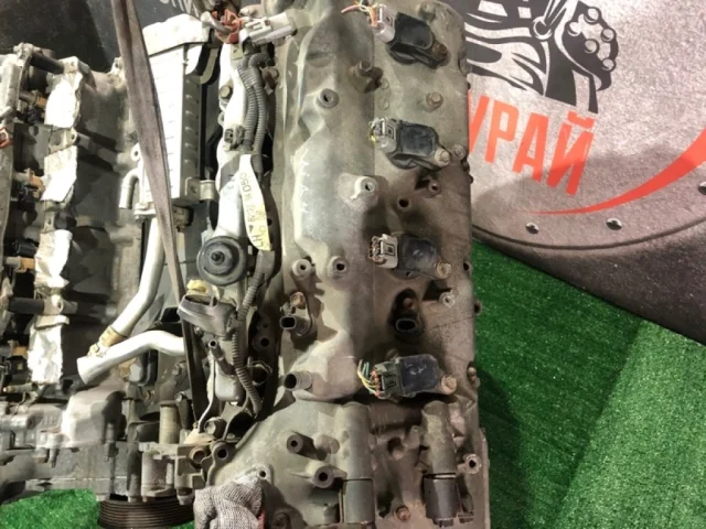 Двигатель для Toyota Land Cruiser J200 Rest2 2015-2021 на фотографиях