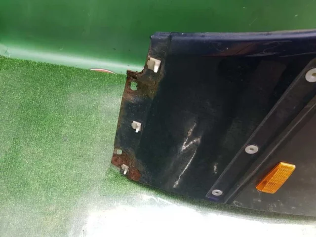 Крыло левое для Mercedes-Benz E class W124 1984-1996 на фотографиях