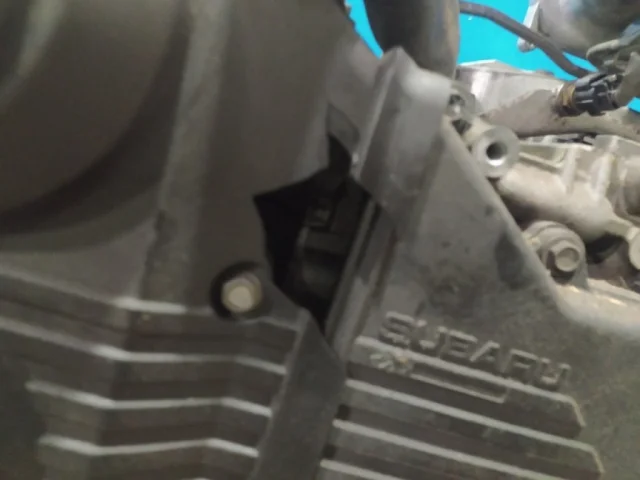 Двигатель без навесного для Subaru Legacy BM/B14 2009-2013 на фотографиях