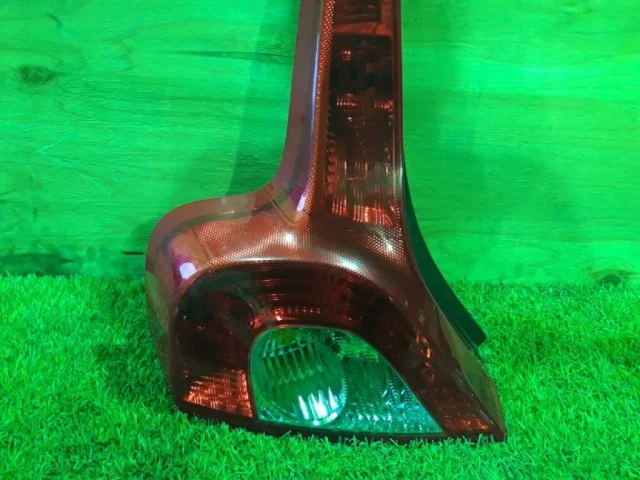 Фонарь левый для Volvo C30 MK 2006-2013 на фотографиях