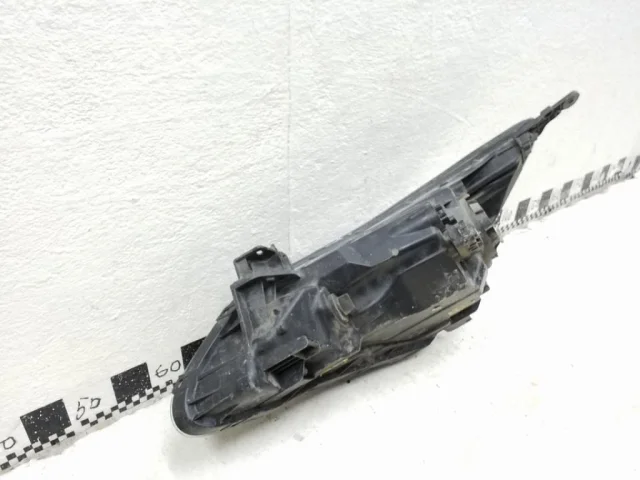 Фара ксенон левая для Hyundai Solaris 1 рестайлинг 2014-2017 Хэтчбек на фотографиях