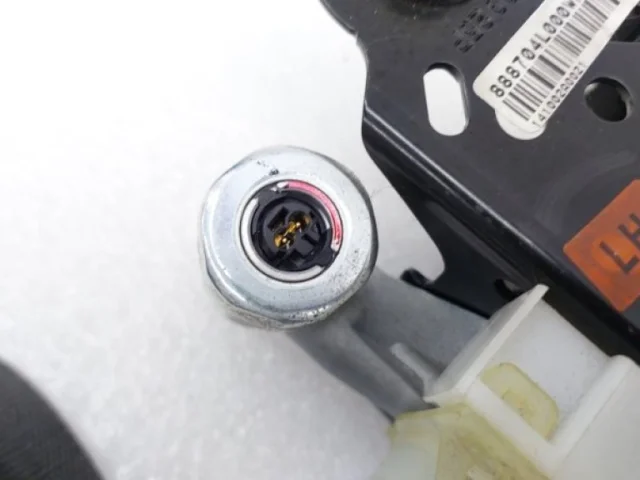 Ремень безопасности передний левый для Kia Rio 3 на фотографиях