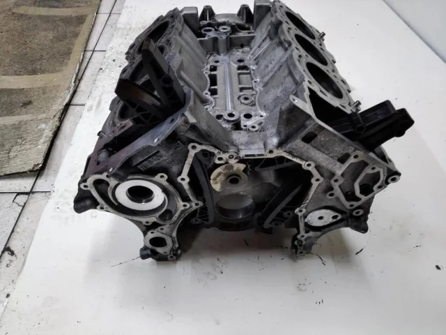 Двигатель без навесного для Mercedes-Benz GL class X164 2006-2012 на фотографиях