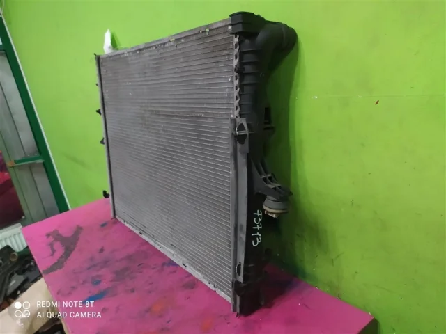 Радиатор охлаждения ДВС для Volkswagen Touareg I (7L) 2002-2010 на фотографиях