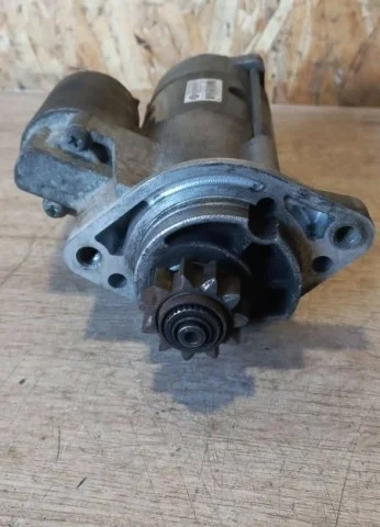 Стартер для Nissan Navara D40 2004-2010 на фотографиях