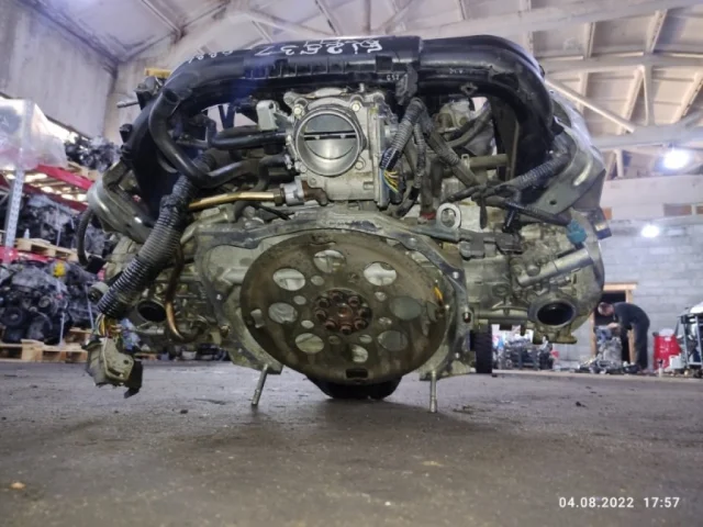 Двигатель для Subaru Legacy Универсал BR/B14 2009-2015 на фотографиях