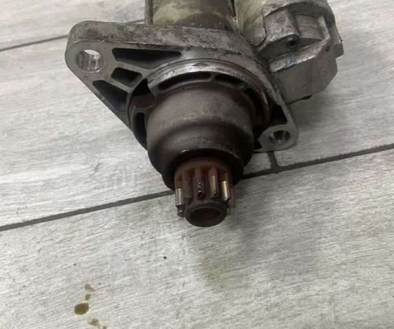 Стартер для Volkswagen Golf VI (5K) 2008-2012 на фотографиях