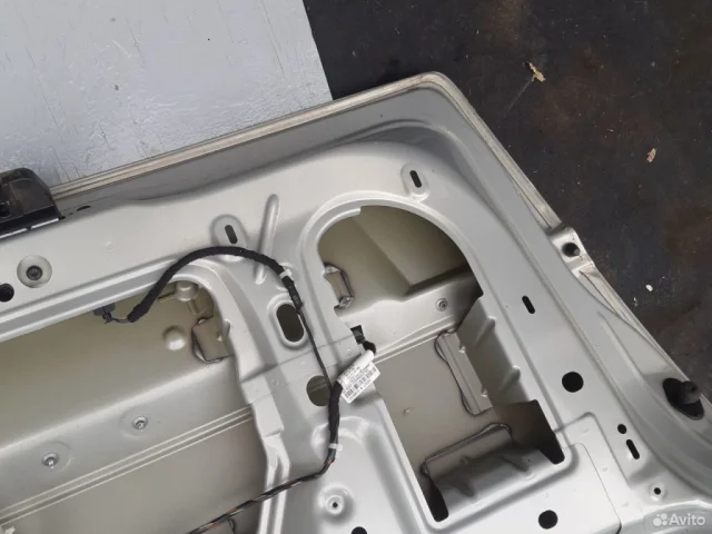 Крышка багажника для Opel Zafira B 2005-2015 на фотографиях