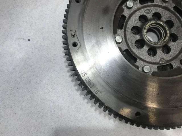 Маховик для Nissan Pathfinder R51 2004-2014 на фотографиях