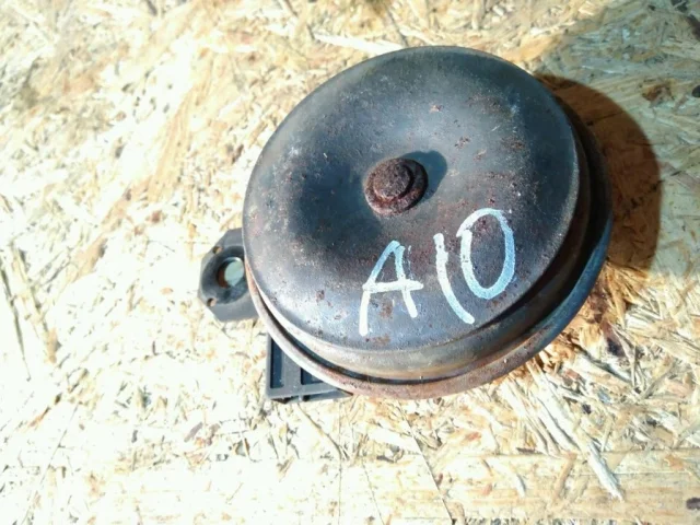 Звуковой сигнал для Toyota Corolla E140/E150 Седан 2006-2013 на фотографиях