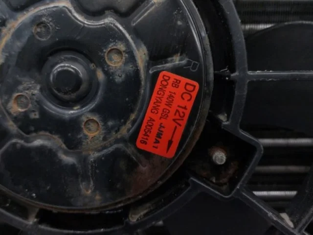 Кассета радиаторов для Hyundai Solaris 1 RB (2011-2013) на фотографиях