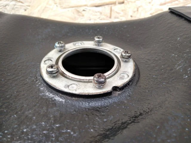 Топливный бак для Suzuki Grand Vitara 2005-2014 на фотографиях