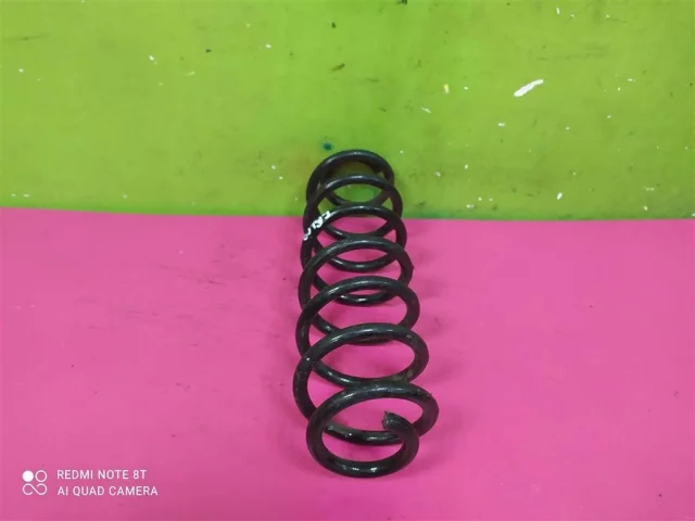 Пружина амортизатора задняя для Volkswagen Jetta 6 2010-2019 на фотографиях