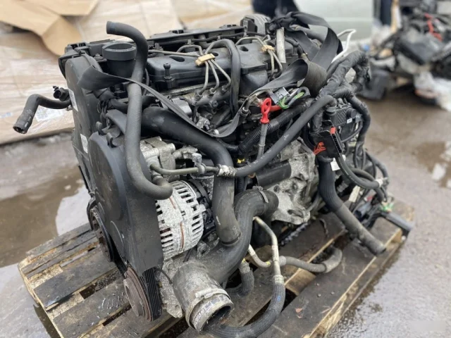 Продажа двигателя D5244T4