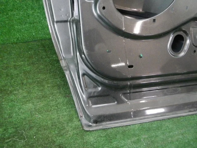 Дверь передняя правая для Ford Explorer U502 rest 2014-2019 на фотографиях