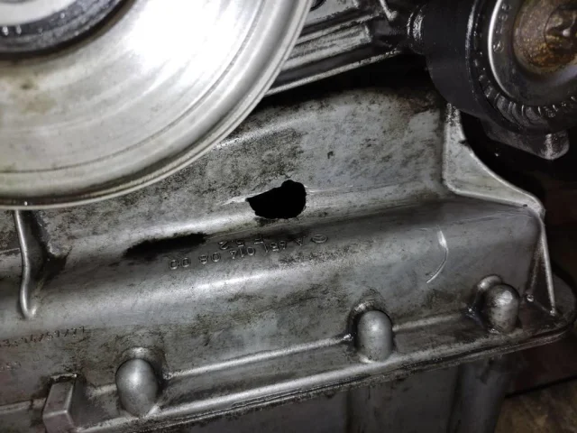 Двигатель без навесного для Mercedes-Benz Sprinter II (W906) Грузовая платформа 2006-2018 на фотографиях