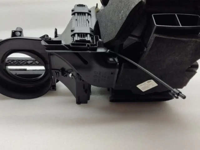 Корпус печки для Skoda Rapid I NH3 2012-2017 на фотографиях