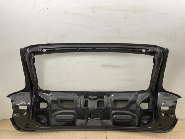 Дверь багажника для Audi Q7 4L 2005-2015 на фотографиях