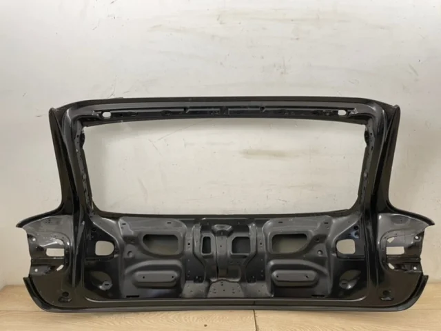 Дверь багажника для Audi Q7 4L 2005-2015 на фотографиях