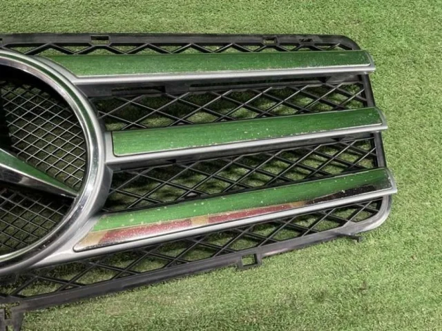 Решетка радиатора для Mercedes-Benz G class W463 rest.VI 2012-2015 на фотографиях