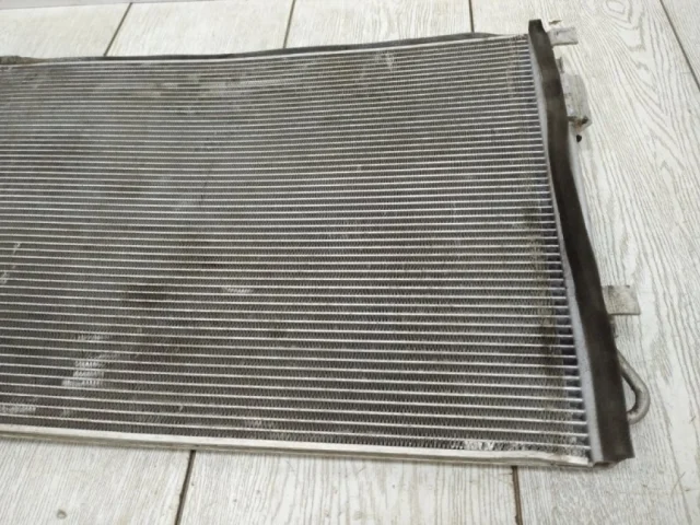 Радиатор кондиционера для Hyundai Solaris 1 RB (2011-2013) на фотографиях