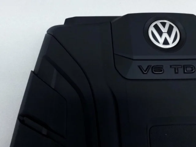 Корпус воздушного фильтра для Audi Q7 4M 2015+ на фотографиях