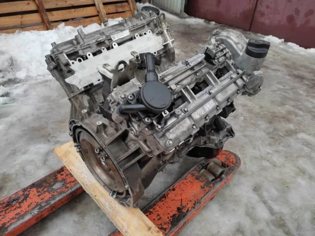 Двигатель для Mercedes-Benz GL class X164 2006-2012 на фотографиях