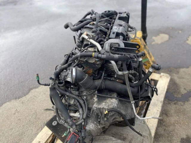 Продажа двигателя D5244T4