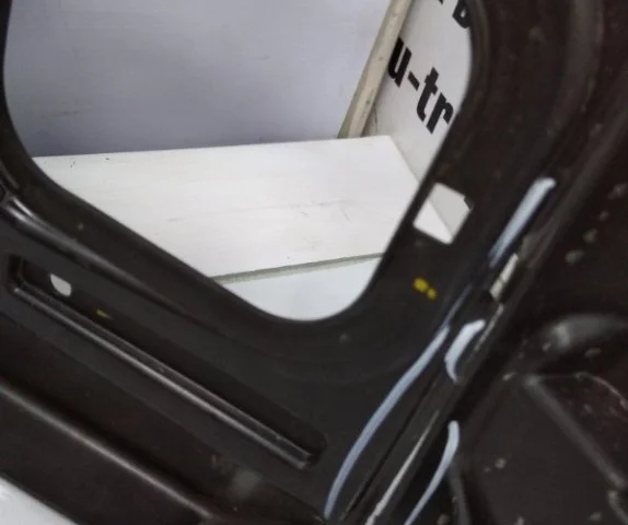 Воздуховод радиатора левый для BMW X3 G01 2017-2023 на фотографиях