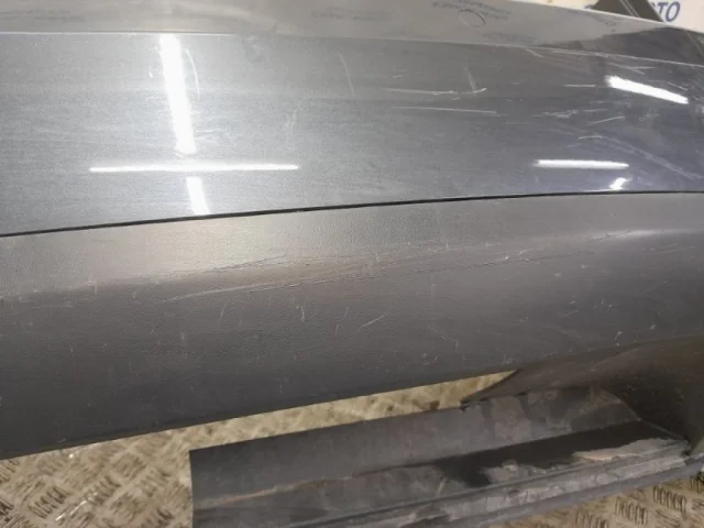 Накладка заднего бампера для Volkswagen Touareg II (7P5) 2010-2014 на фотографиях