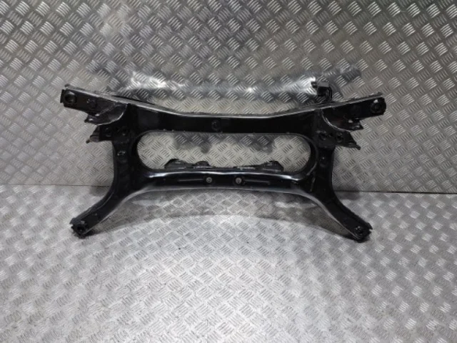 Подрамник двигателя для Toyota Corolla E210 Седан (RU) 2019+ на фотографиях