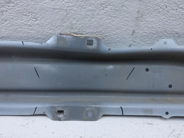 Усилитель переднего бампера для Renault Logan 2005-2015 (LS) на фотографиях