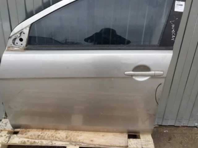 Дверь передняя левая для Mitsubishi Lancer 10 Седан CY 2007-2011 на фотографиях