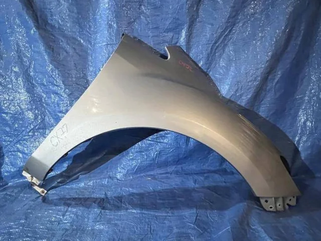 Крыло правое для Mazda CX 7 ER 2006-2010 на фотографиях