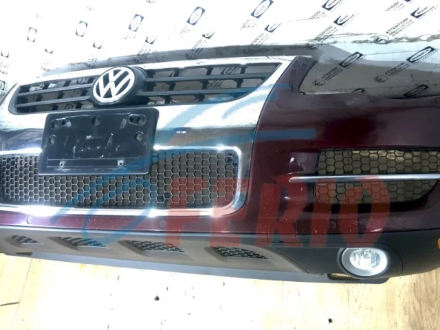 Накладка заднего бампера для Volkswagen Touareg I (7L) 2002-2010 на фотографиях