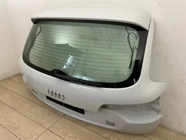 Крышка багажника для Audi Q7 4L 2005-2015 на фотографиях
