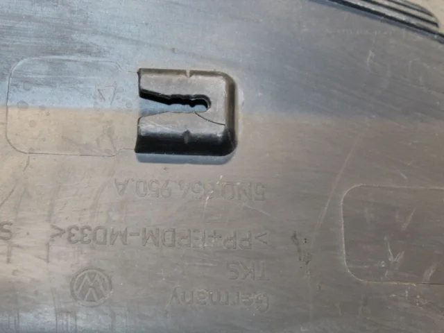 Молдинг двери задний правый для Volkswagen Tiguan I NF 2006-2017 на фотографиях