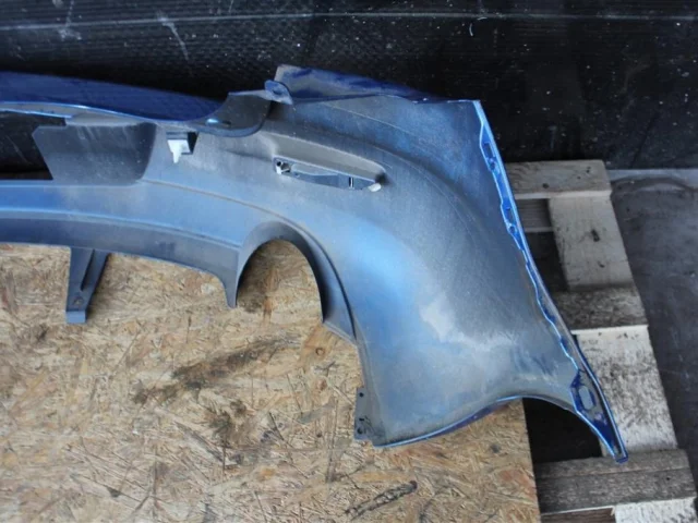 Бампер задний для Mazda 3 BK Хэтчбек 2003-2009 на фотографиях