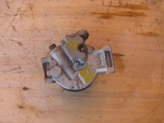 Компрессор кондиционера для Toyota RAV4 XA20 2000-2005 на фотографиях