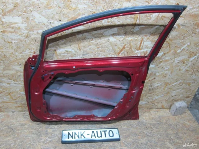 Дверь передняя правая для Kia Ceed 1 ED rest 2010-2012 на фотографиях