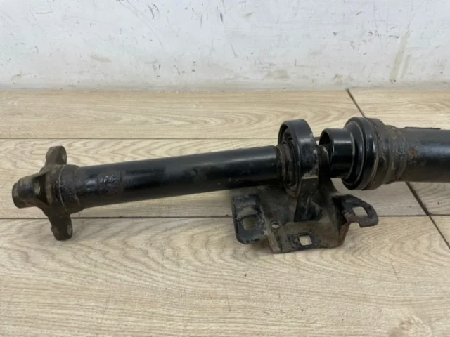 Карданный вал задний для Volkswagen Touareg I (7L) 2002-2010 на фотографиях