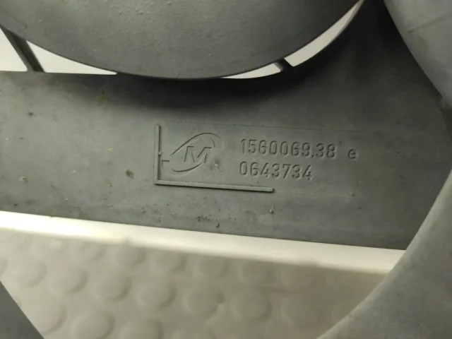 Вентилятор радиатора охлаждения ДВС для BMW 3er Е46 1998-2007 на фотографиях