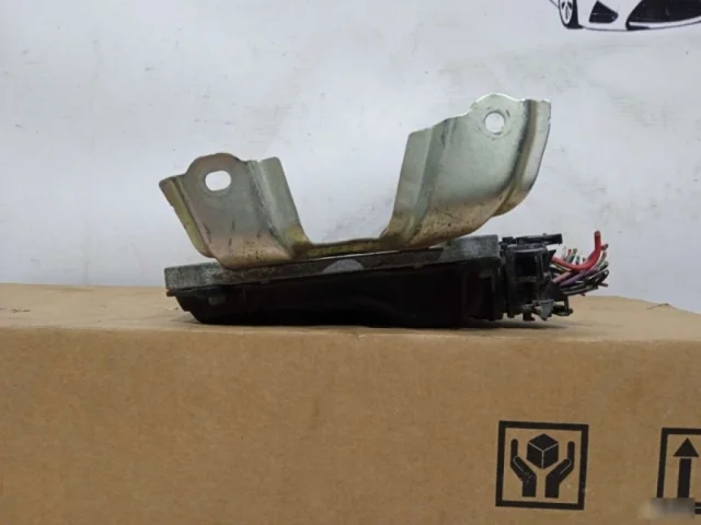 Блок управления двигателем для Toyota RAV4 XA30 2005-2012 на фотографиях