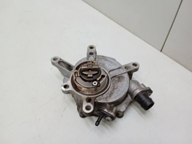 Вакуумный усилитель тормозов для Mercedes-Benz E class W212 2009-2015 на фотографиях