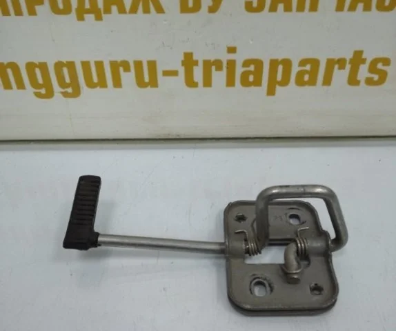 Замок капота для Skoda Rapid II 2020+ на фотографиях