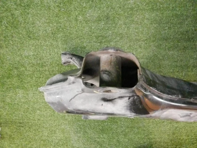 Подрамник двигателя для Hyundai Solaris 2 (2017-2022) на фотографиях