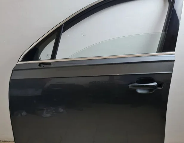 Дверь передняя левая для Audi Q7 4M 2015+ на фотографиях