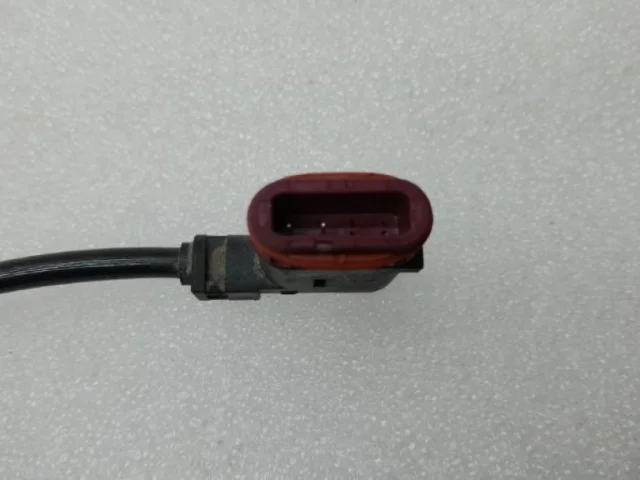 Датчик ABS задний правый для Mercedes-Benz E class W211 2002-2009 на фотографиях