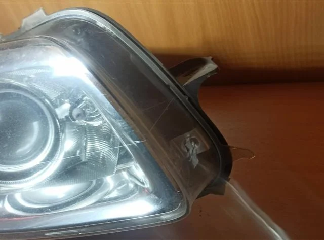 Фары для Opel Insignia Хэтчбек A 2008-2017 на фотографиях